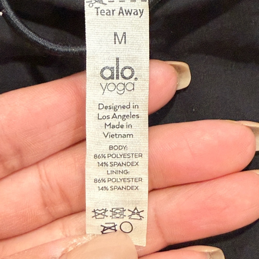 ALO Yoga Black Puffer Coat - Picture 11 of 14